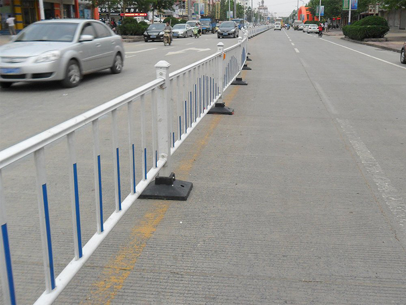 道路护栏
